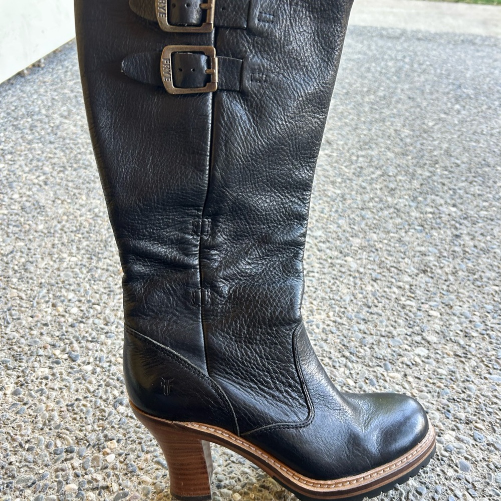 Frye Black Leather Knee-High Boots size 36